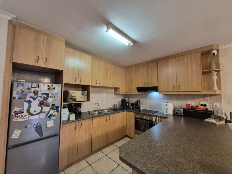 3 Bedroom Property for Sale in Sonstraal Heights Western Cape